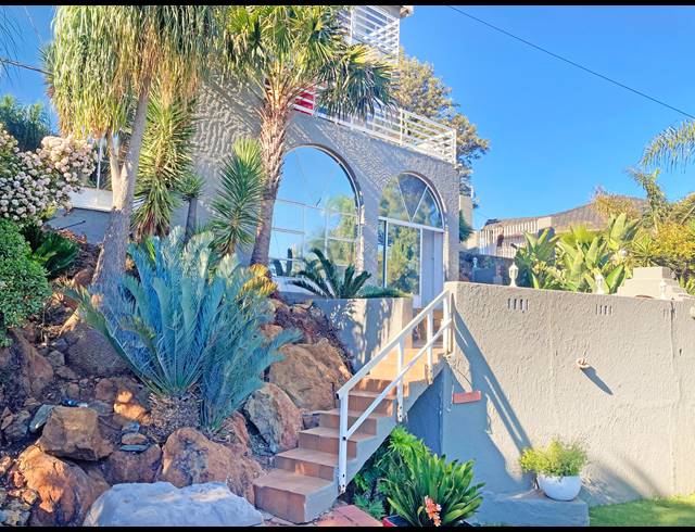 5 BEDROOM HOUSE FOR SALE IN GLENVISTA